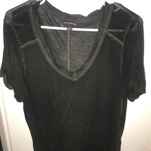 Women’s Rock and Republic burn out tee XL